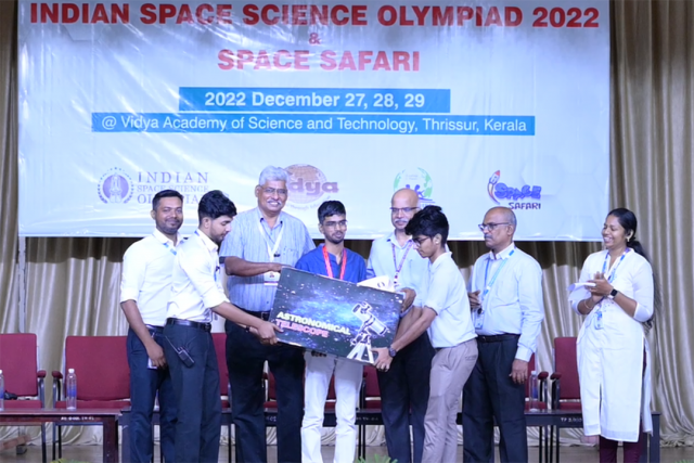 https://spaceolympiad.com/wp-content/uploads/2022/12/Edu-Mithra-Indian-Space-Science-Olympiad-2022-1st-Prize-Winner-Super-Senior-Category-640x427.png
